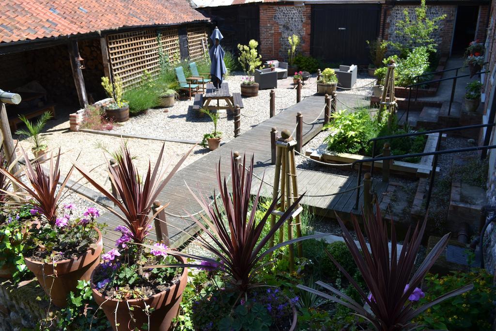 The Barns Bed & Breakfast Thorpe Market Екстериор снимка